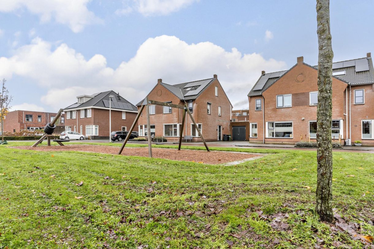 Te koop: Foto Woonhuis aan de Sleedoornpage 12 in Hoogeveen