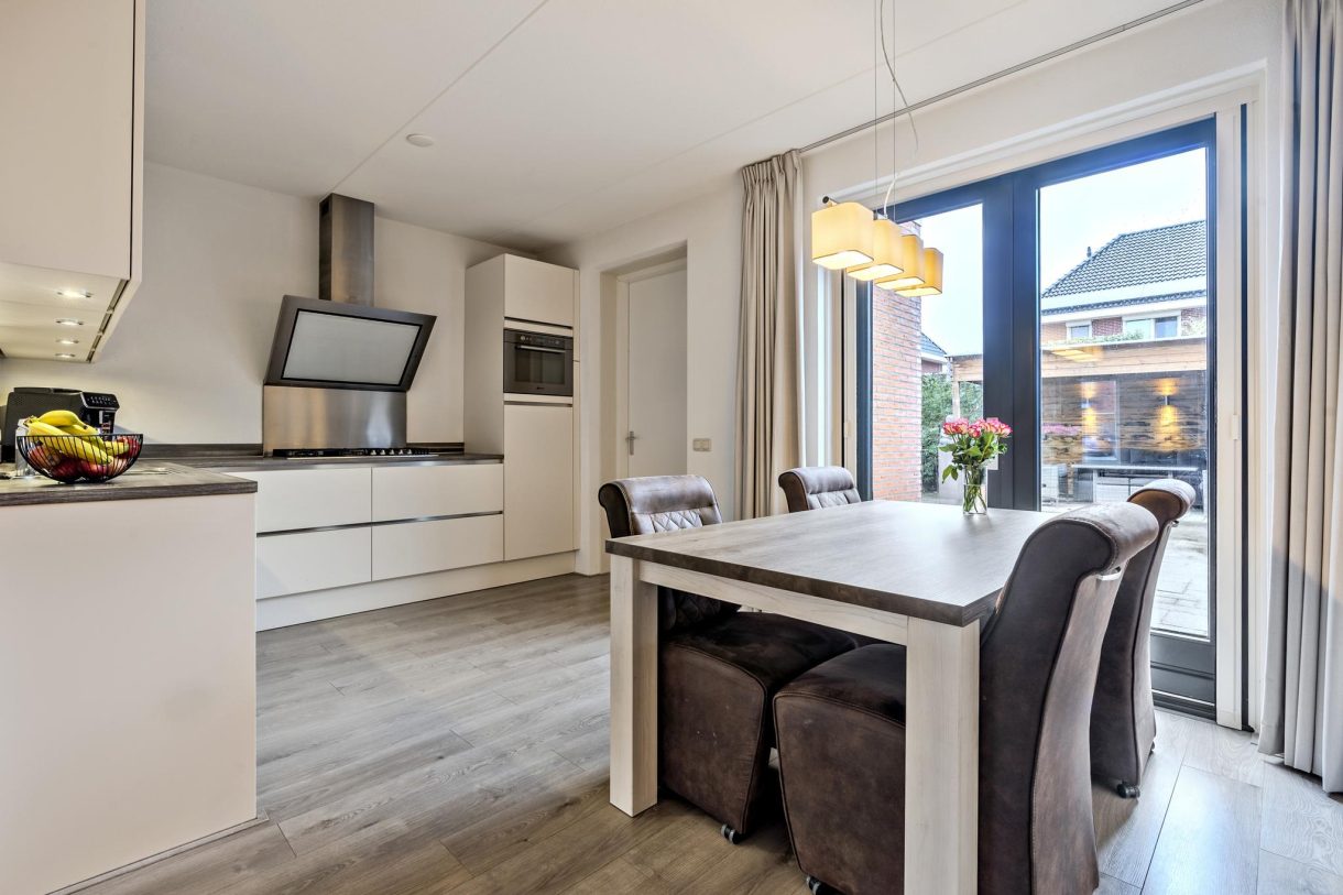 Te koop: Foto Woonhuis aan de Sleedoornpage 12 in Hoogeveen