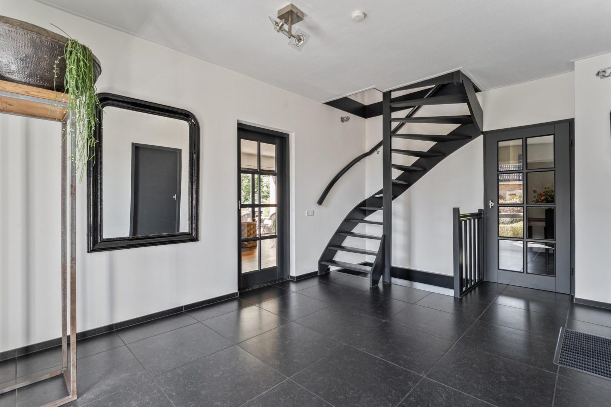 Te koop: Foto Woonhuis aan de Het Lage Holt 10 in Hoogeveen