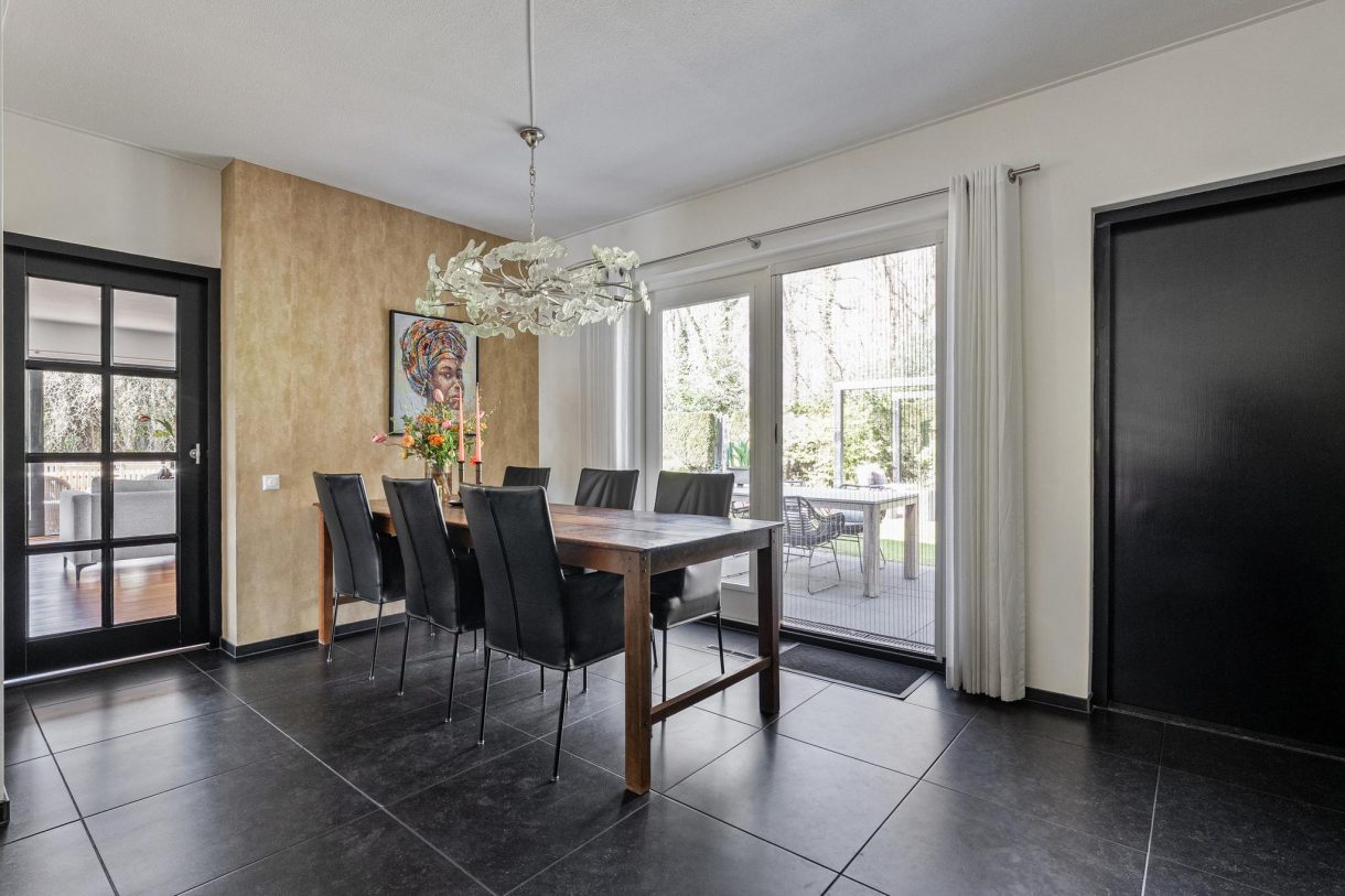 Te koop: Foto Woonhuis aan de Het Lage Holt 10 in Hoogeveen