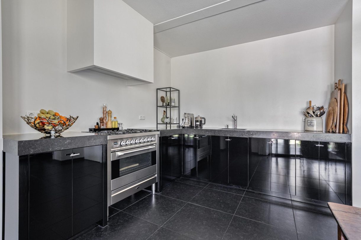 Te koop: Foto Woonhuis aan de Het Lage Holt 10 in Hoogeveen