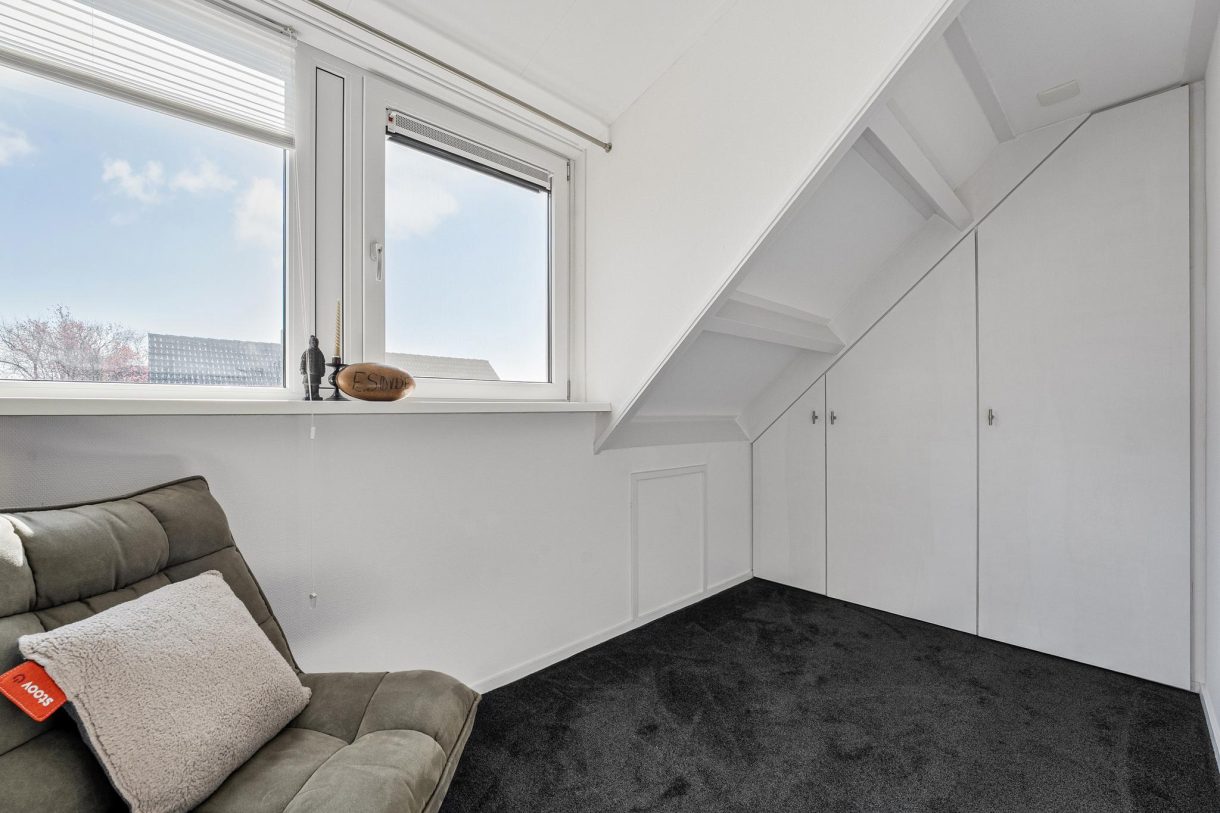 Te koop: Foto Woonhuis aan de Het Lage Holt 10 in Hoogeveen