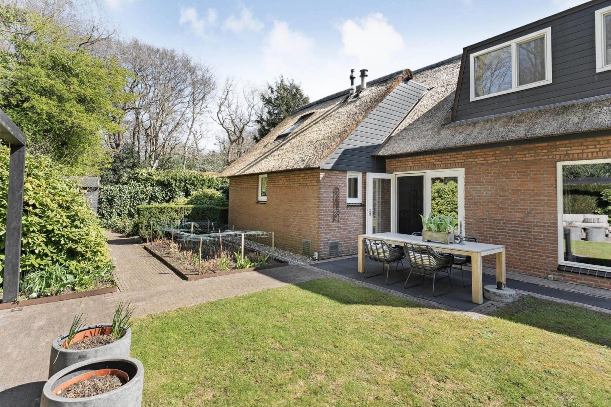 Te koop: Foto Woonhuis aan de Het Lage Holt 10 in Hoogeveen