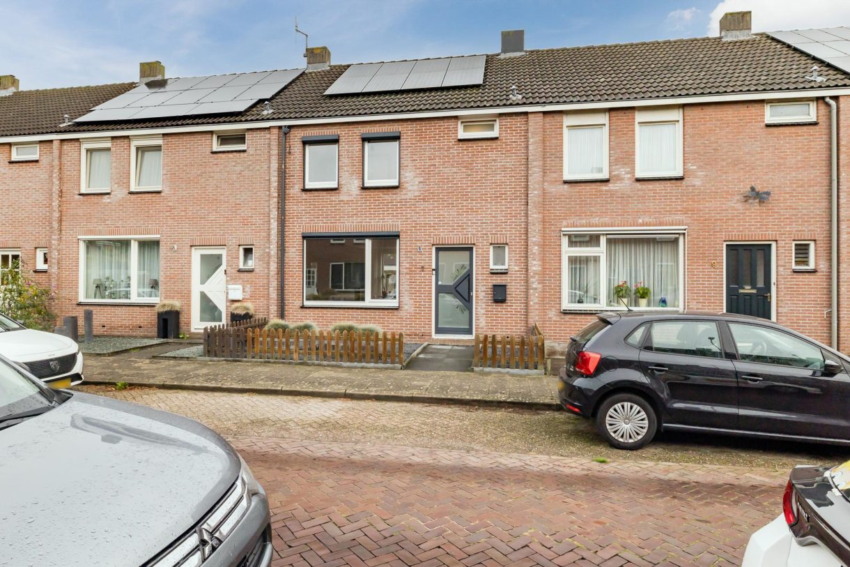 Te koop: Foto Woonhuis aan de Sirius 7 in Hoogeveen