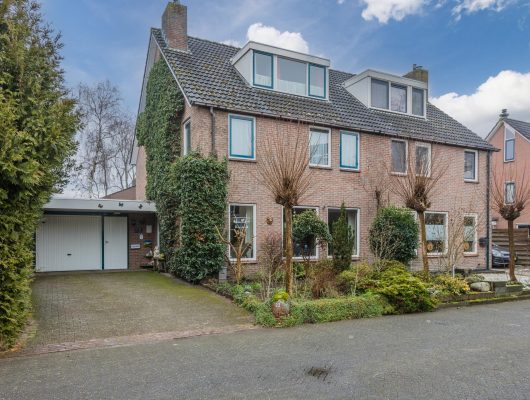 Hoofdfoto van Hoogeveen Sloutersverlaat 23