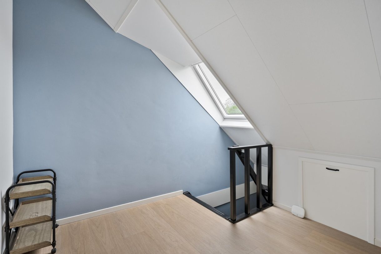 Te koop: Foto Woonhuis aan de Julianalaan 1 in Nieuwlande