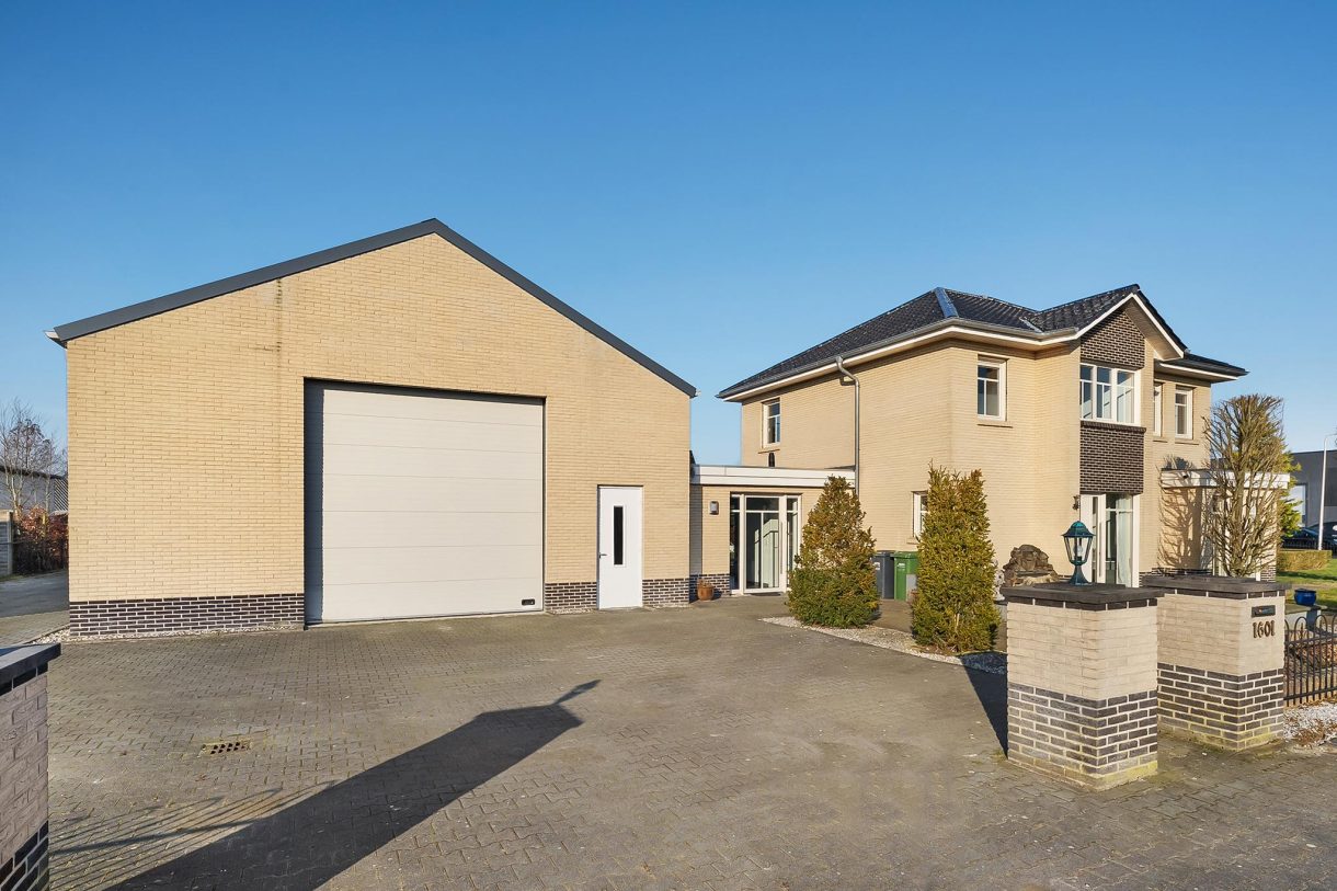 Te koop: Foto Woonhuis aan de Buitenvaart 1601 in Hoogeveen