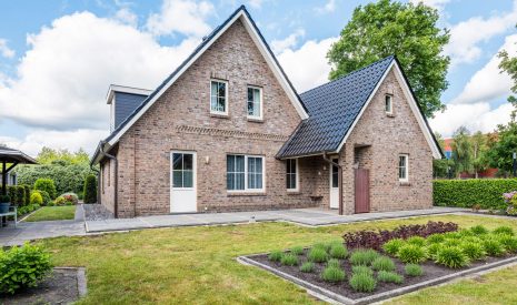Te koop: Foto Woonhuis aan de Zwembadweg 22 in Hoogeveen
