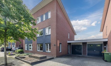 koop  Hoogeveen  Kommavlinder 9 – Hoofdfoto