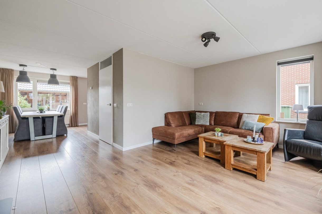 Te koop: Foto Woonhuis aan de Kommavlinder 9 in Hoogeveen