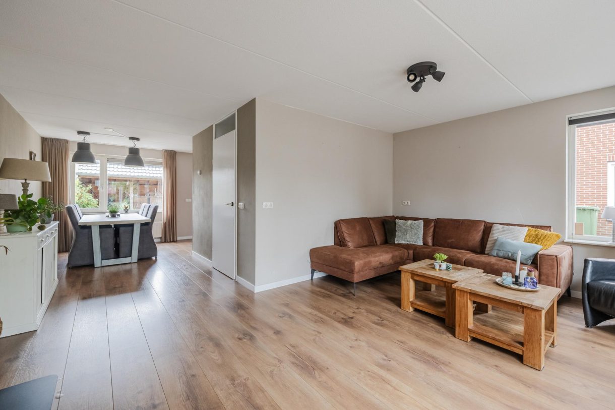 Te koop: Foto Woonhuis aan de Kommavlinder 9 in Hoogeveen