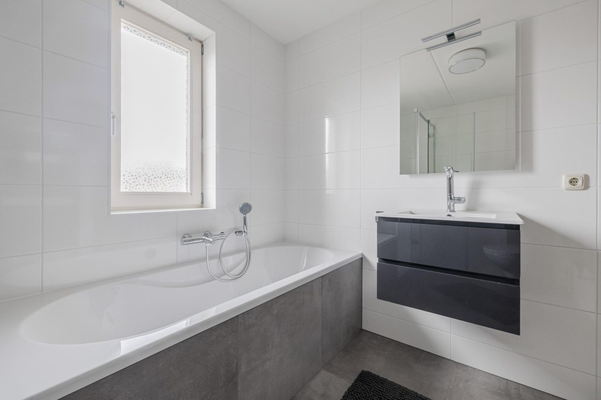 Te koop: Foto Woonhuis aan de Kommavlinder 9 in Hoogeveen