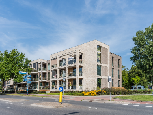 Hoofdfoto van Hoogeveen Pesserstraat 2-28