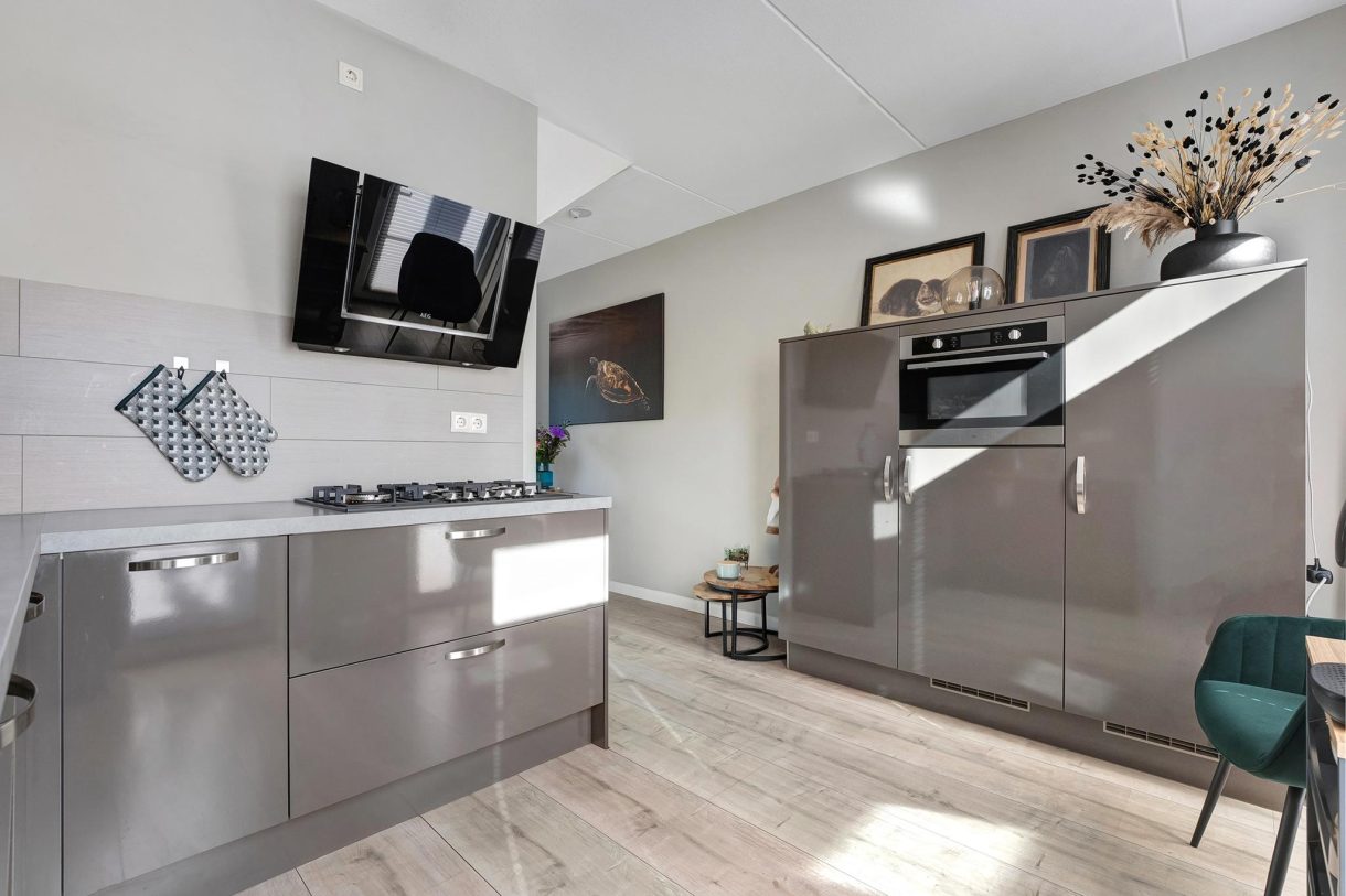 Te koop: Foto Woonhuis aan de De Waag 9 in Veeningen