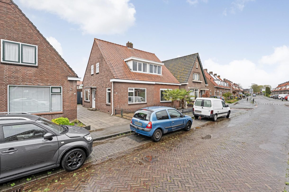 Te koop: Foto Woonhuis aan de Albert Rozemanstraat 42 in Hoogeveen