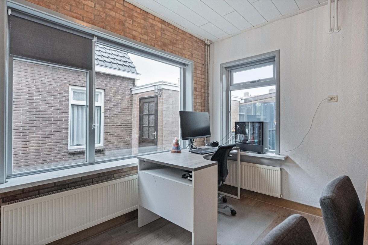Te koop: Foto Woonhuis aan de Albert Rozemanstraat 42 in Hoogeveen