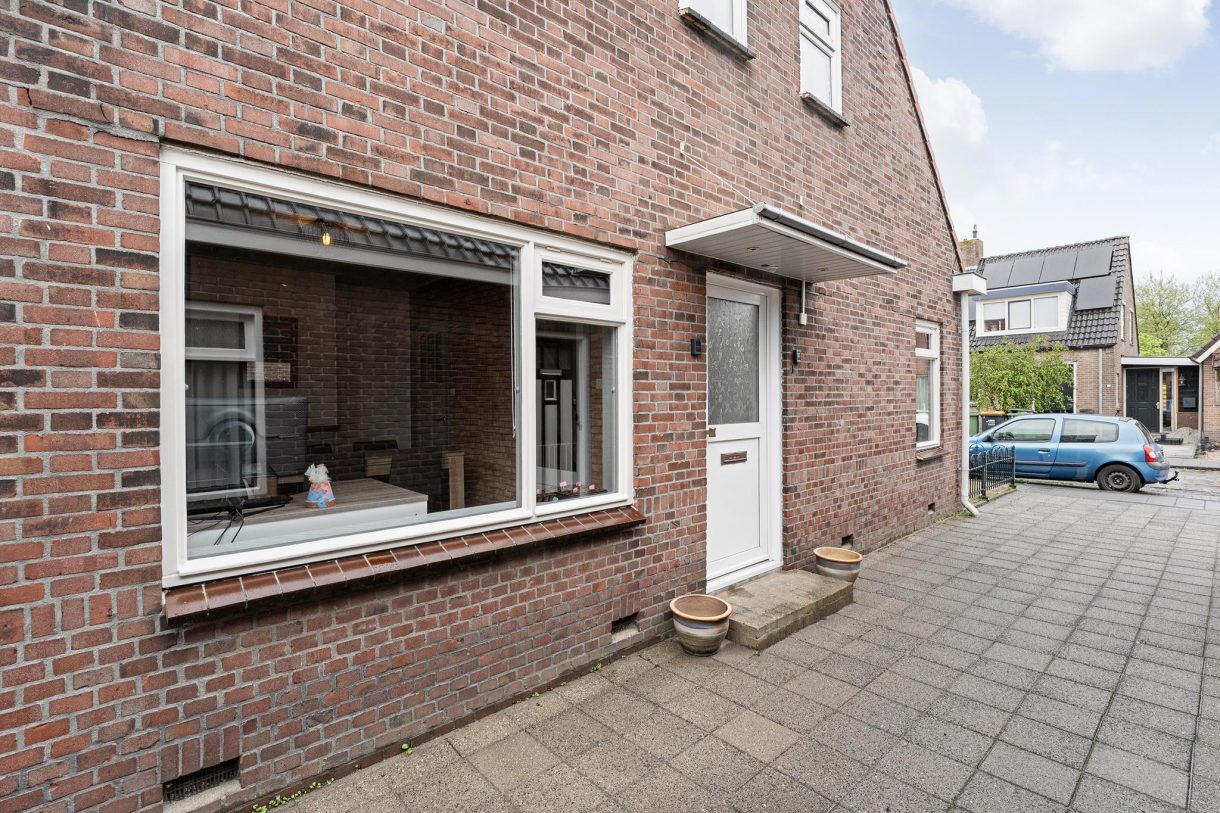 Te koop: Foto Woonhuis aan de Albert Rozemanstraat 42 in Hoogeveen