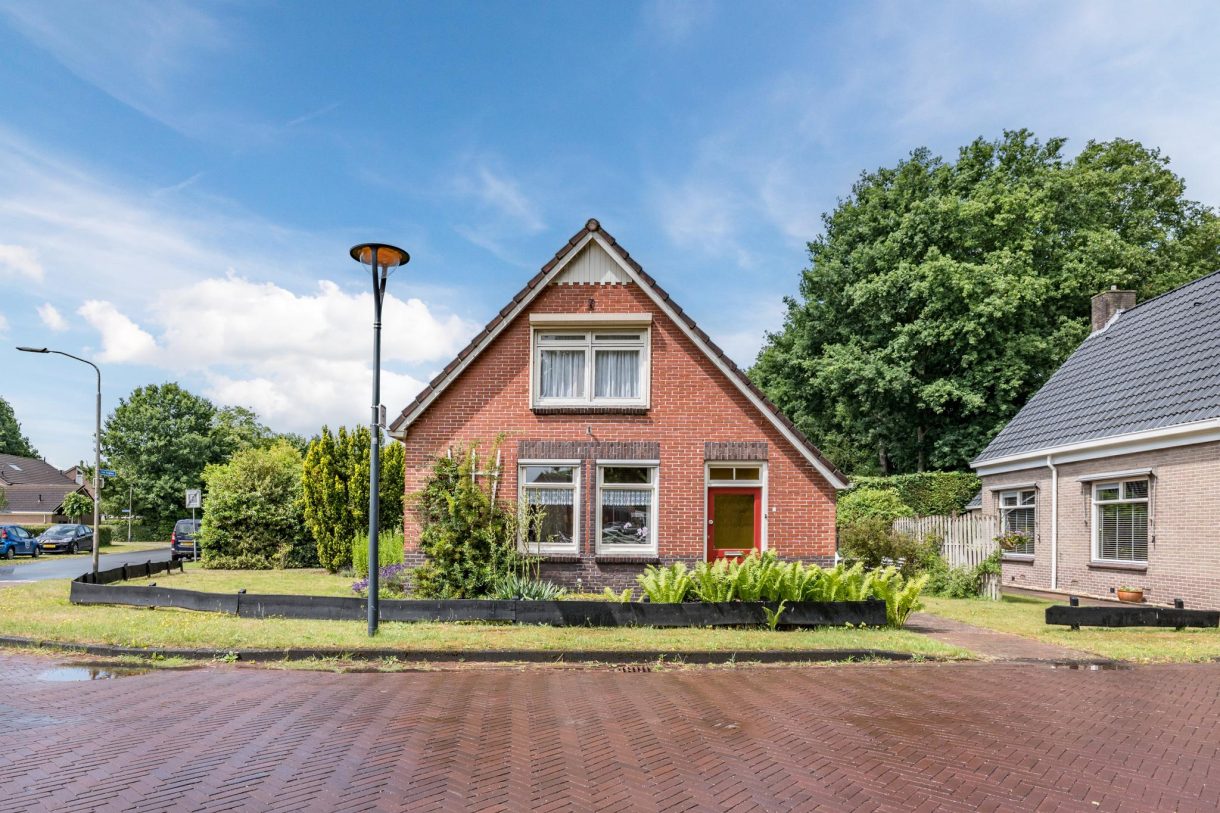 Te koop: Foto Woonhuis aan de Burgemeester Gualthérie van Weezelplein 5 in Westerbork