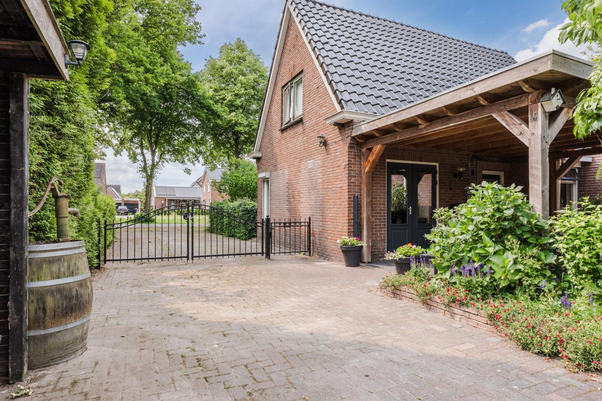 Te koop: Foto Woonhuis aan de Dorpsstraat 64 in Dalerpeel