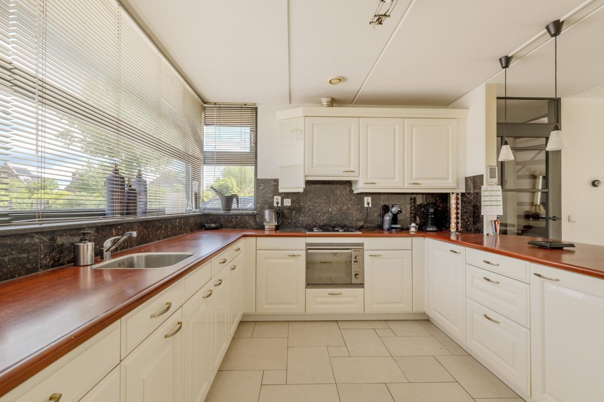 Te koop: Foto Woonhuis aan de Meerval 35 in Hoogeveen