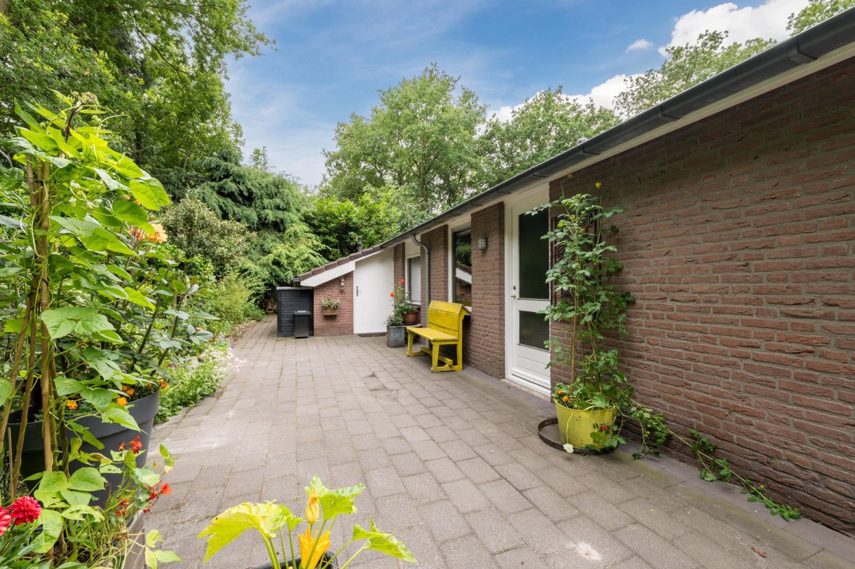 Te koop: Foto Woonhuis aan de Oshaarseweg 24-31 in Echten