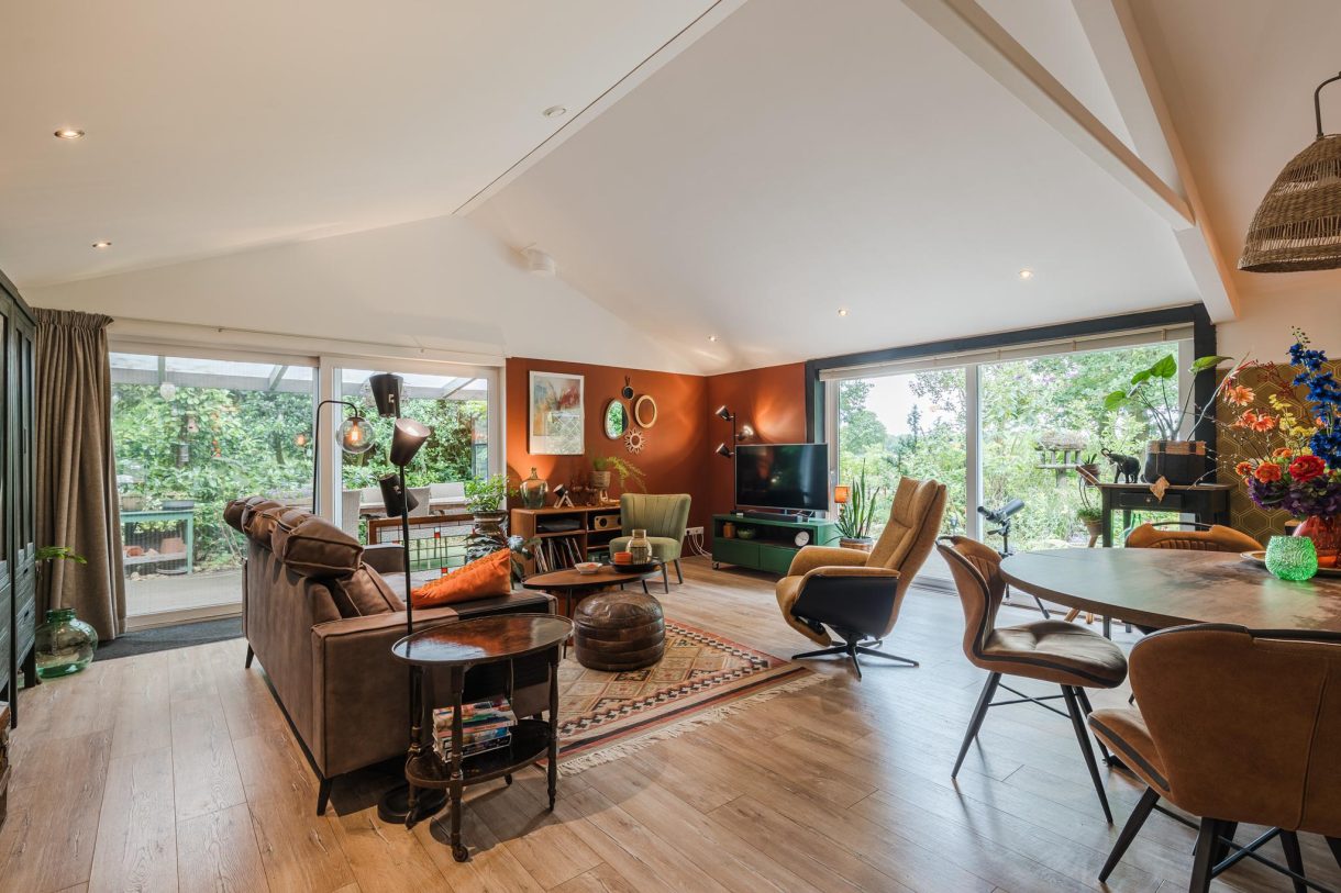 Te koop: Foto Woonhuis aan de Oshaarseweg 24-31 in Echten