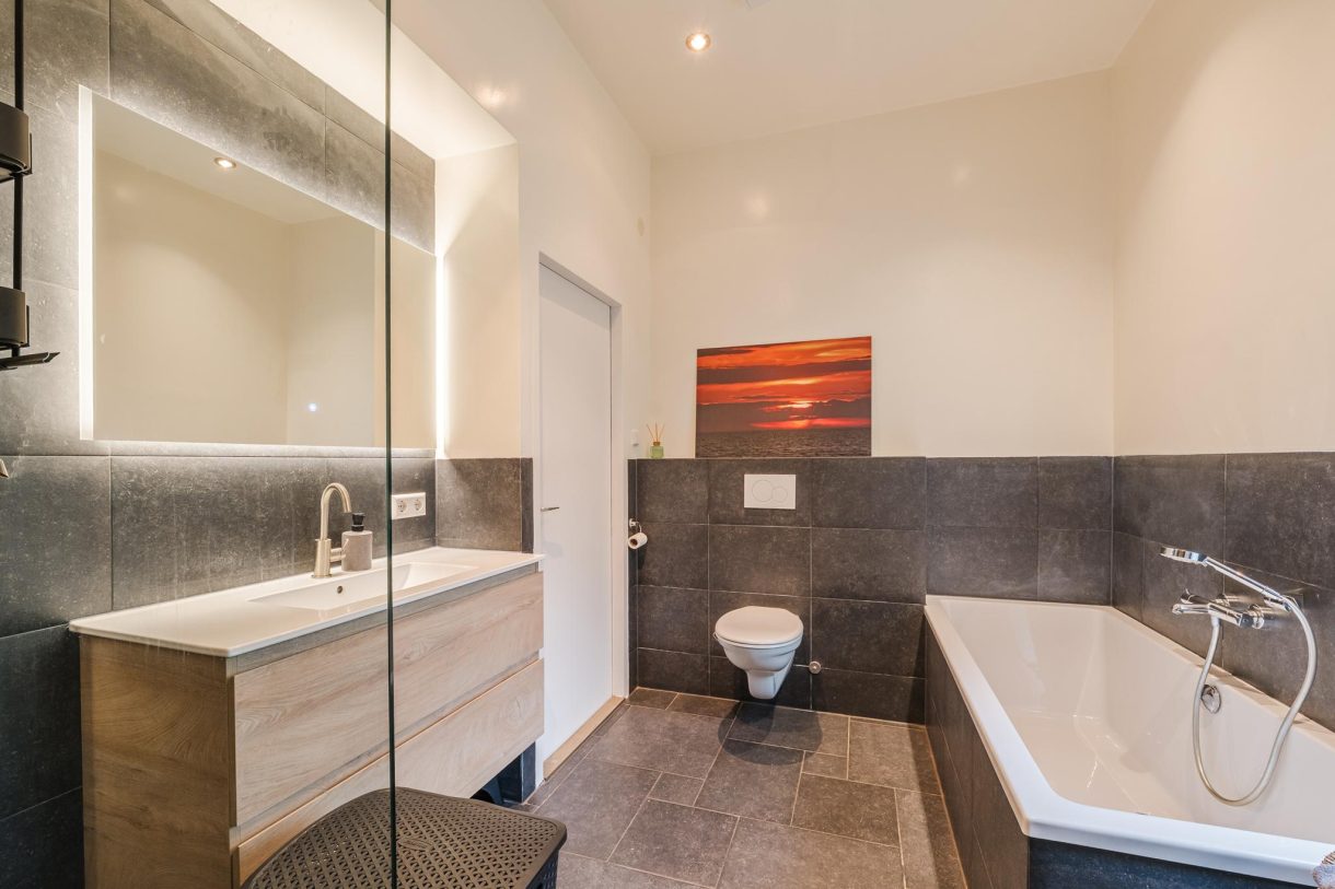 Te koop: Foto Woonhuis aan de Oshaarseweg 24-31 in Echten