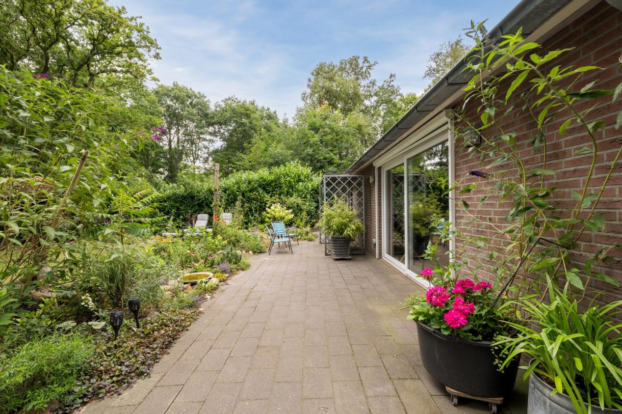 Te koop: Foto Woonhuis aan de Oshaarseweg 24-31 in Echten