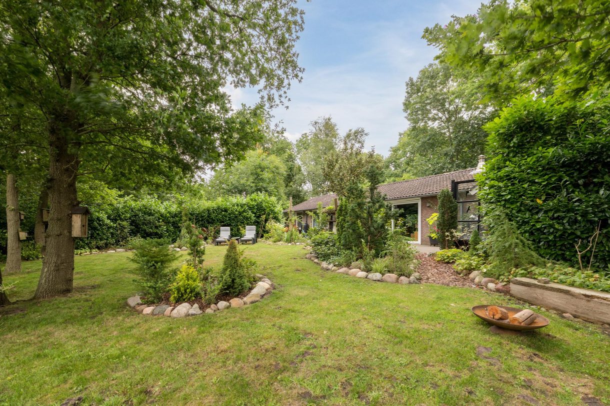 Te koop: Foto Woonhuis aan de Oshaarseweg 24-31 in Echten