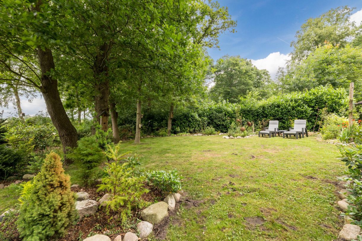 Te koop: Foto Woonhuis aan de Oshaarseweg 24-31 in Echten