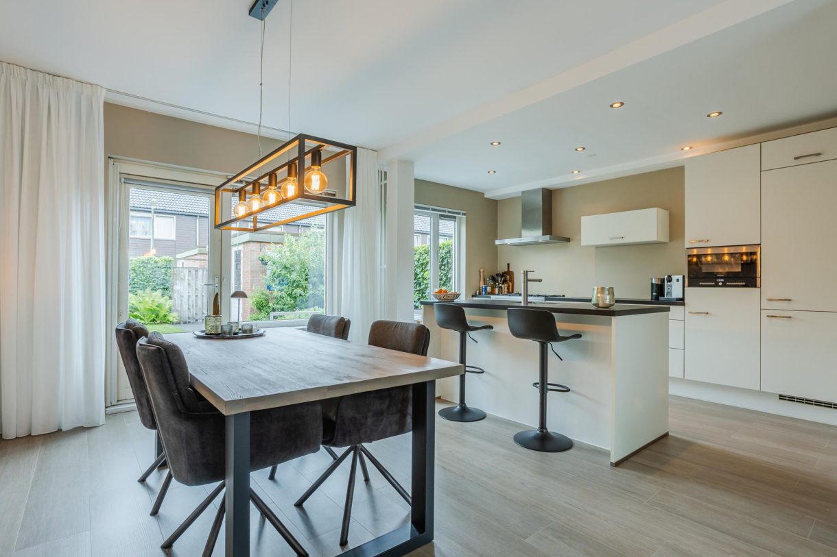 Te koop: Foto Woonhuis aan de Schweitzerstraat 38 in Hoogeveen