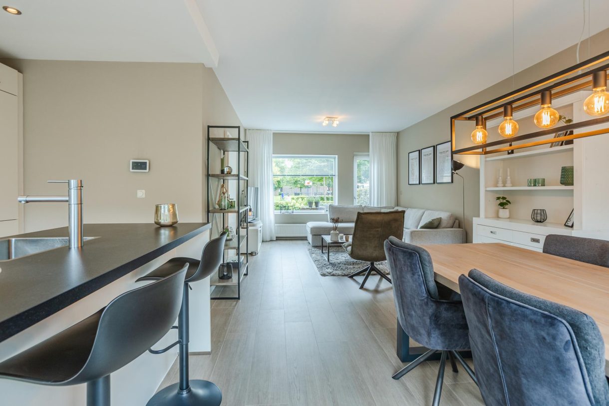 Te koop: Foto Woonhuis aan de Schweitzerstraat 38 in Hoogeveen