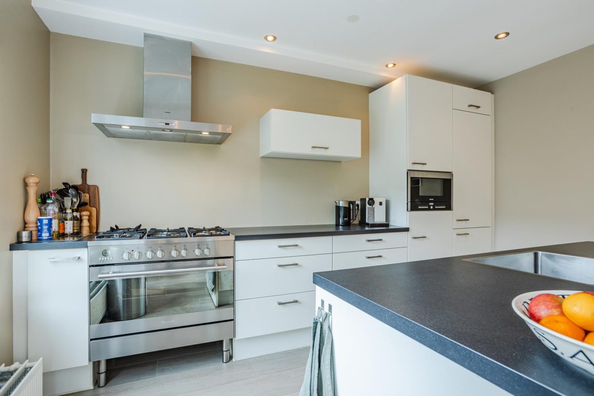 Te koop: Foto Woonhuis aan de Schweitzerstraat 38 in Hoogeveen