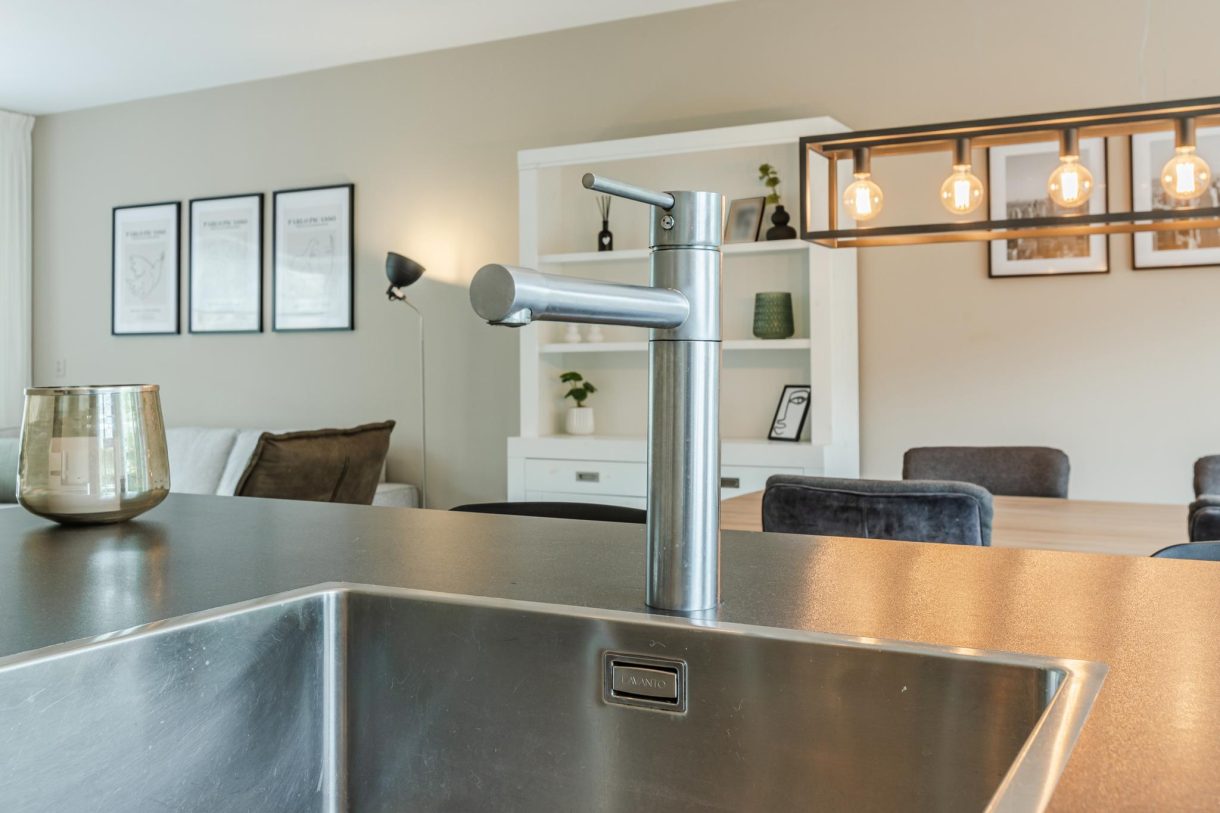 Te koop: Foto Woonhuis aan de Schweitzerstraat 38 in Hoogeveen