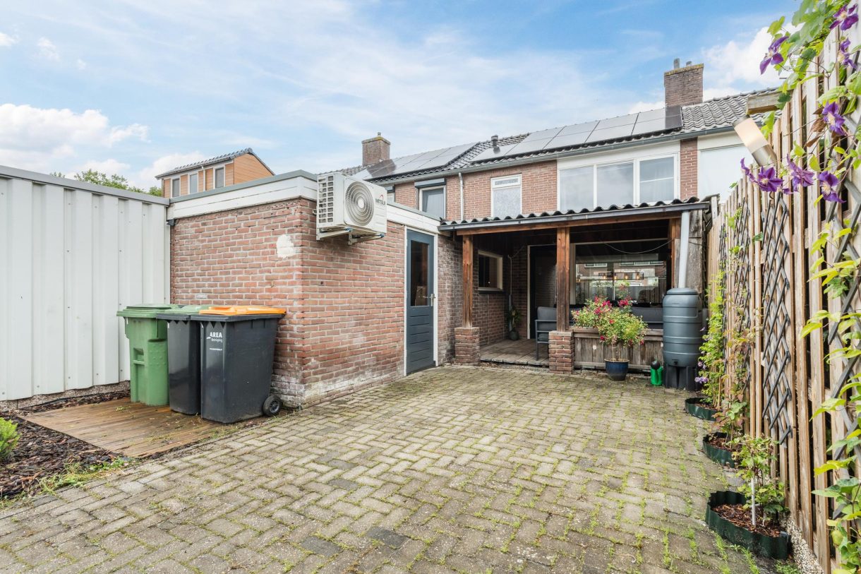 Te koop: Foto Woonhuis aan de Goltguldenstraat 8 in Hoogeveen