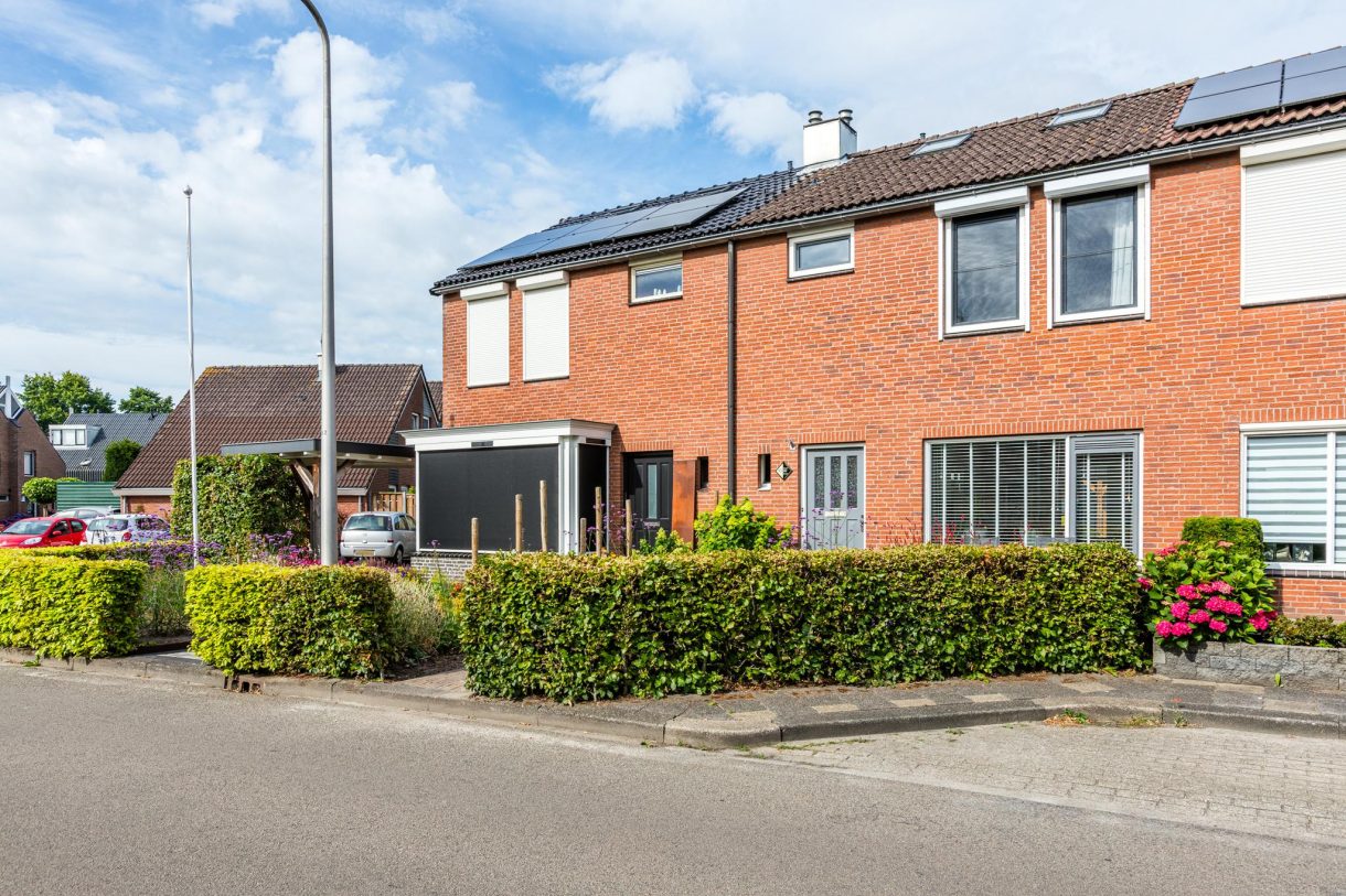 Te koop: Foto Woonhuis aan de Schuttevaer 93 in Hoogeveen