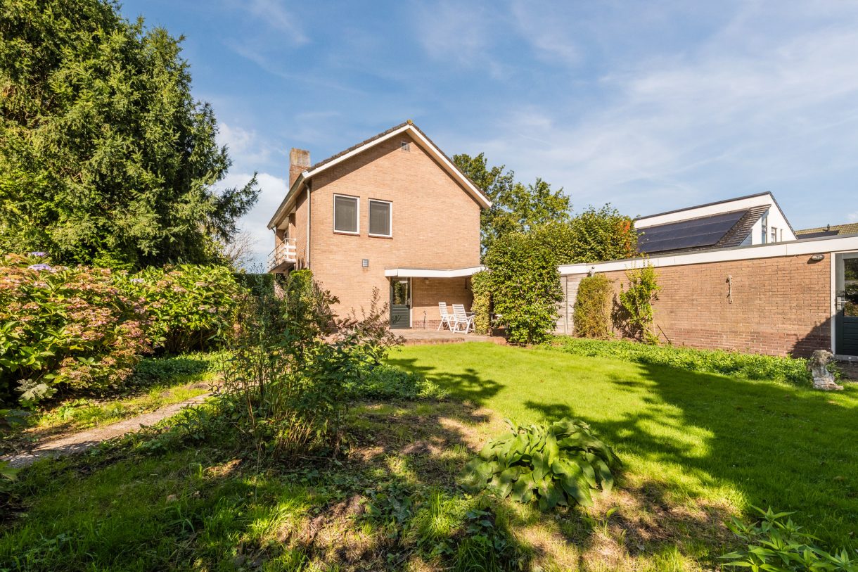 Te koop: Foto Woonhuis aan de Eisenhowerstraat 29 in Hoogeveen